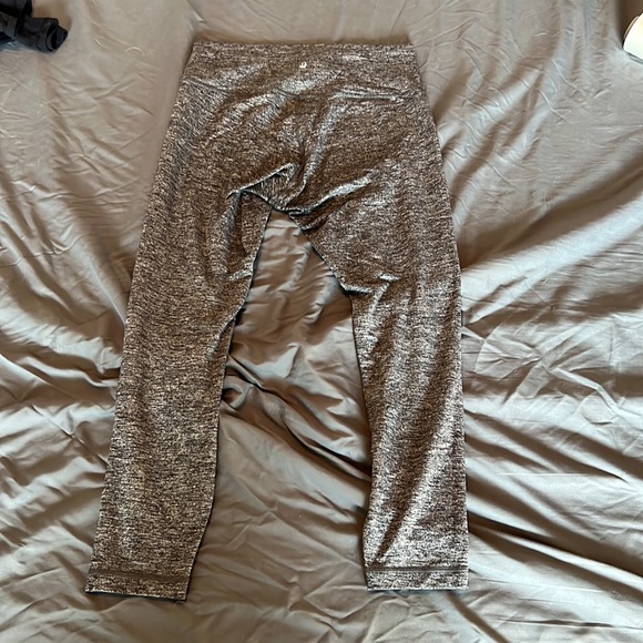 Lululemon Wunder Under High Rise 25” Leggings size 10 - Picture 3 of 6